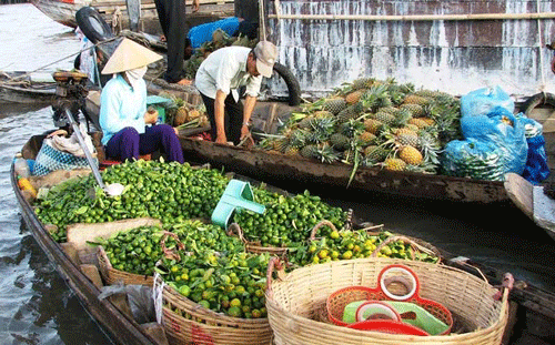 Cai Be Floating Market