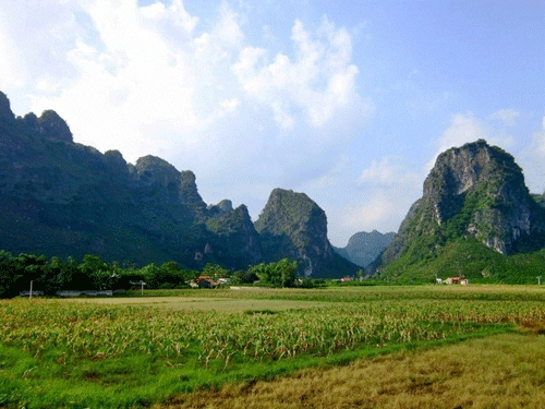 Chi Lang Passage - Lang Son Travel Guide