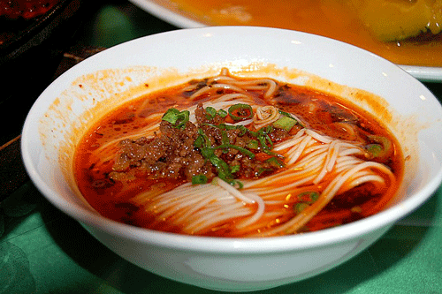Dandan noodles - Chengdu Travel Guide