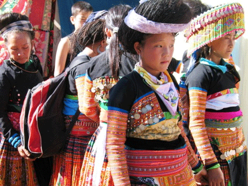 Ha Nhi people in Muong Te (Lai Chau) - Lai Chau Travel Guide