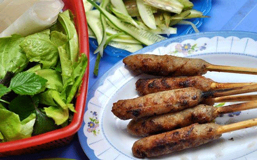 Nem lui - Da Nang Travel Guide