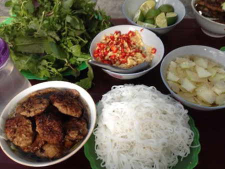 Bun Cha, the food Obama used in the afternoon of 23 May 2016