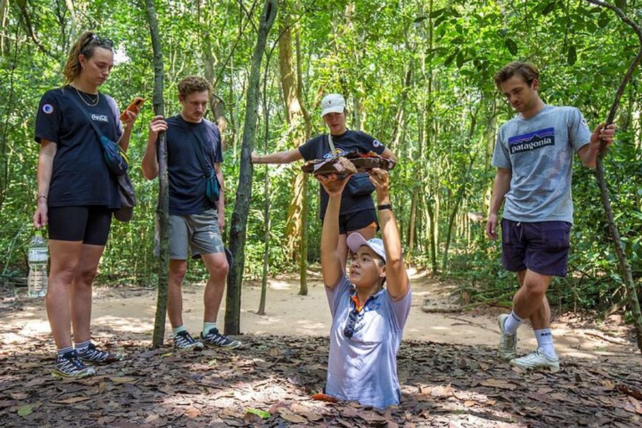 Cu Chi Tunnels Tour plus Cao Dai Temple-history and culture, 2 weeks in Vietnam.