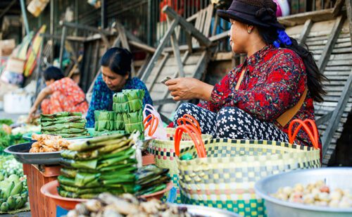 A Cambodian street market in Battambang