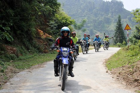 Admire Vietnam's beauty from your motorcycle