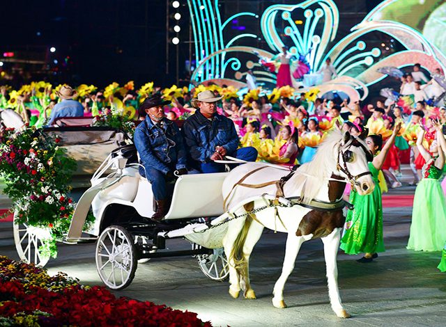 An impressive part in the festival's parade