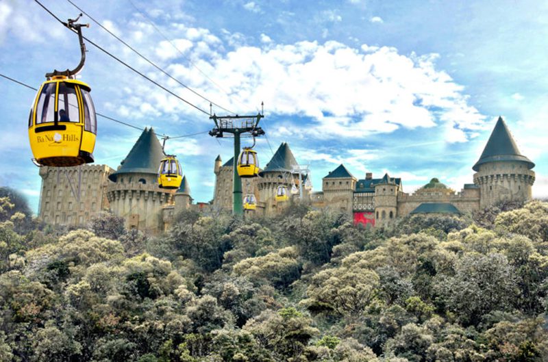 Cable Cars Travelling- Ba Na Hills