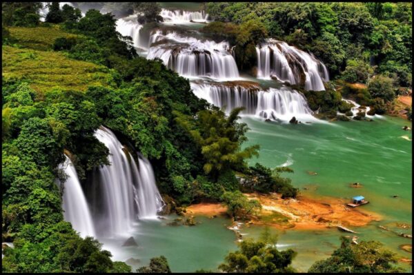 Ban Gioc Waterfall in Cao Bang.