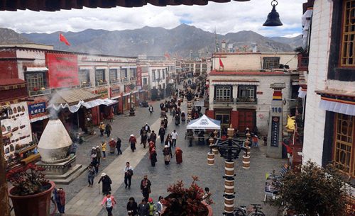 Barkhor Street - Lhasa Travel Guide