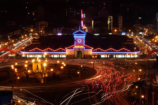 Ben Thanh Market in the evening