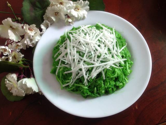 Cốm dẹp - a must-try dish when visiting Mekong Delta - Ok Om Bok Festival