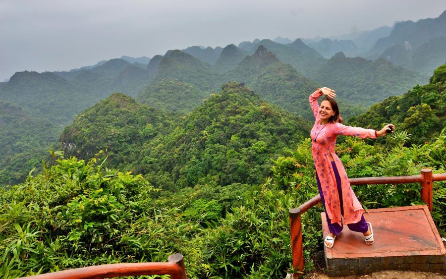 Venture through coastal cliffs and forests in iconic national parks in Vietnam