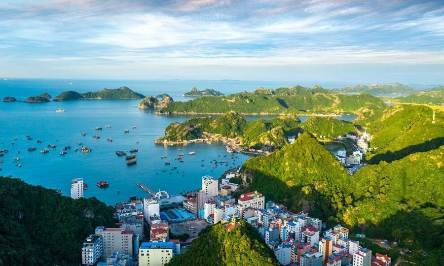 Cat Ba island, 9 days in Vietnam