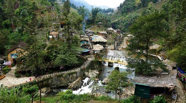 Why visit Sapa? Cat Cat Village
