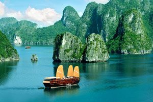 Cruise Ha Long, Vietnam holidays