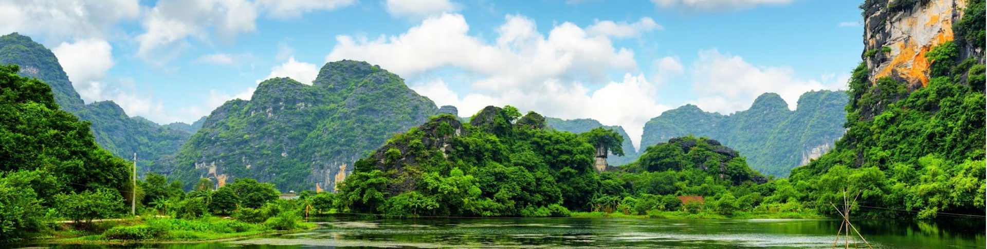 Cuc Phuong National Park and Mai Chau Tour in 3 Days