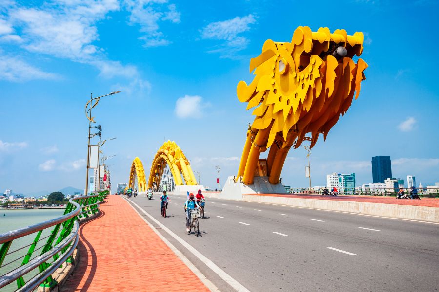 Dragon Bridge, the iconic landmark of Da Nang city - Golden Coast Journey