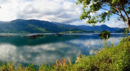 Vietnam fishing tour