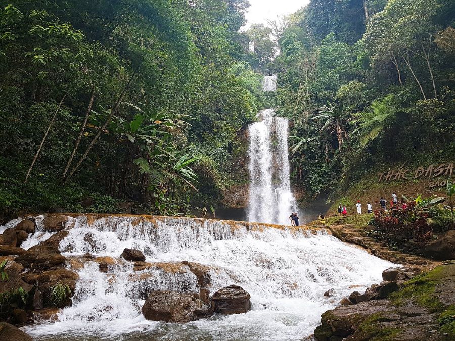 Feel nature in Bao Loc at Dambri Waterfall’s breathtaking, thunderous waterfall view.