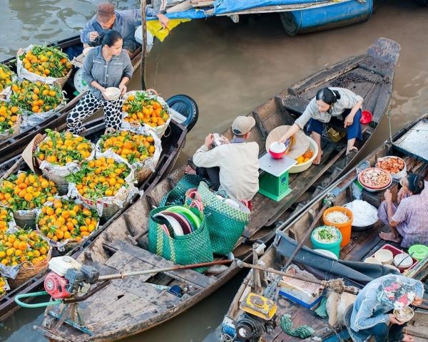 Diverse goods at Cai Rang floating market