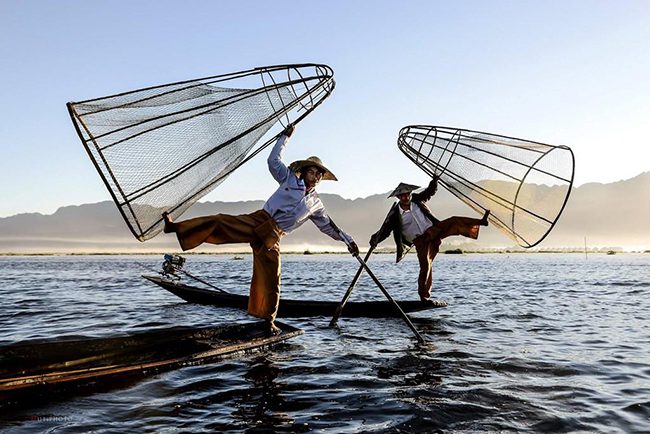 Local fishermen catching fish at Inle Lake