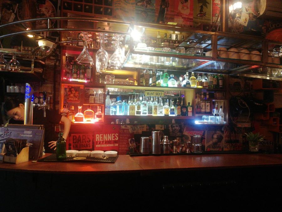 Chill vibes and cold drinks-Hanoi bars like Fat Cat never disappoint