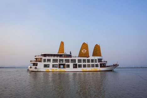 Halong Emperor Cruise