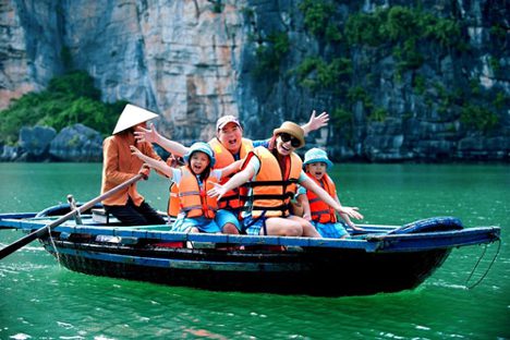 Highlights of Vietnam for Family Tour in 10 Days