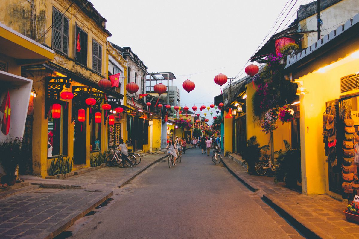 Marvelous Central Vietnam Tour to Da Nang, Hoi An, Hue in 3 Days