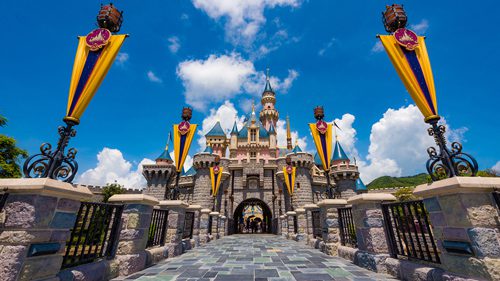 Hong Kong Disneyland - Hong Kong Travel Guide