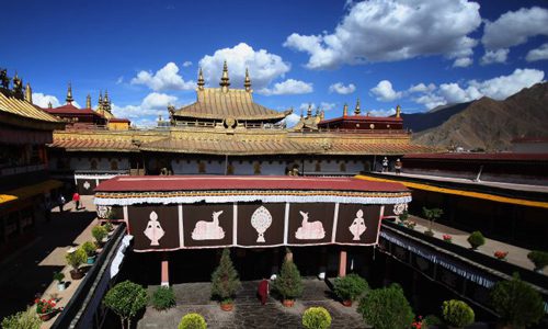 Jokhang Temple - Lhasa Travel Guide