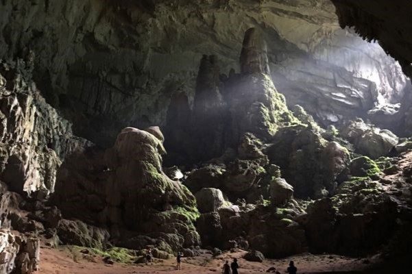 Kho Muong Cave in Pu Luong