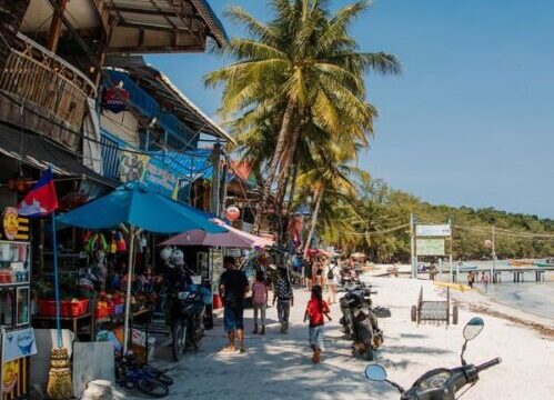 Koh Touch beach bars