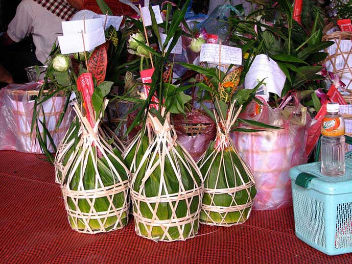 Laos-festivals--laos-khao-salak-baskets-of-offering