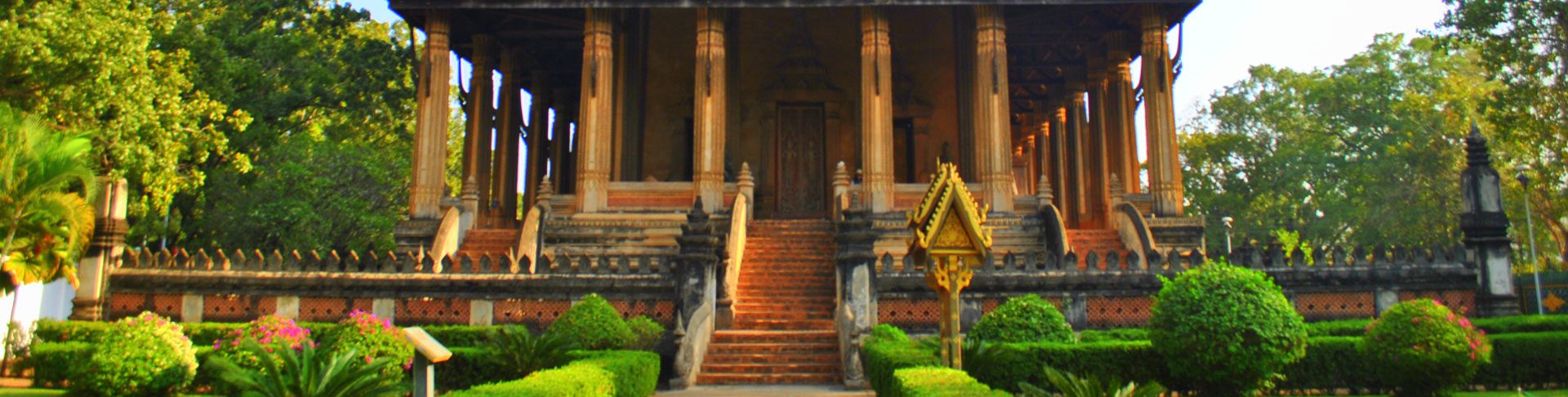 First time in Laos – Classic package tour in 10 days