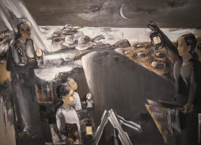 Memories of the lights by Le Anh Van, Former Principal of Vietnam Fine Arts University