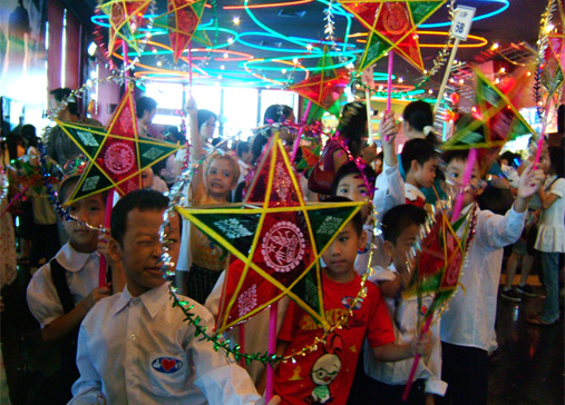 A lot of activities towards Mid-Autumn Festival celebrations
