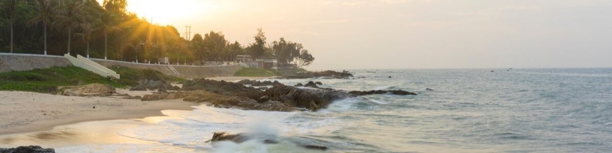 Vietnam Horizons: A Journey Through Land and Sea in 14 Days