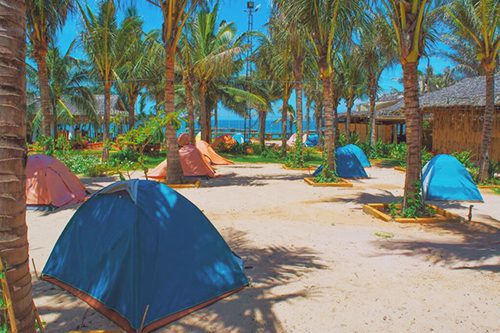 April in Vietnam brings Mui Ne’s golden sand dunes and vibrant coastal charm.