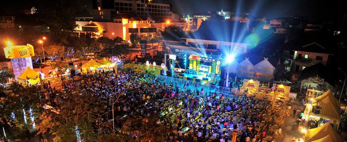 New-Year-Eve-celebration-in-Laos