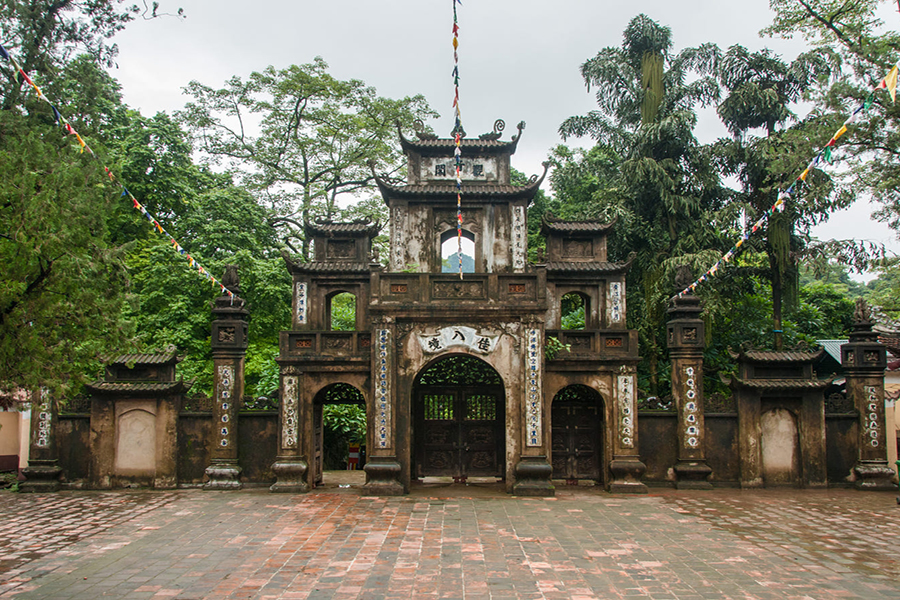 Perfume Pagoda - Hanoi