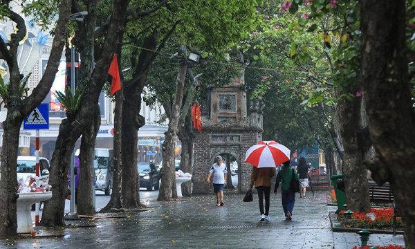 Rain in Hanoi, northern Vietnam (photo: VTV)