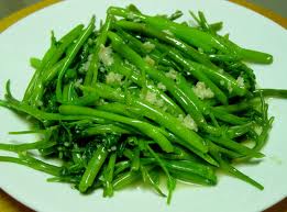 water spinach fried with garlic