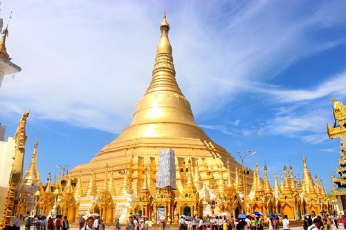 Shwedagon Pagoda - Yangon