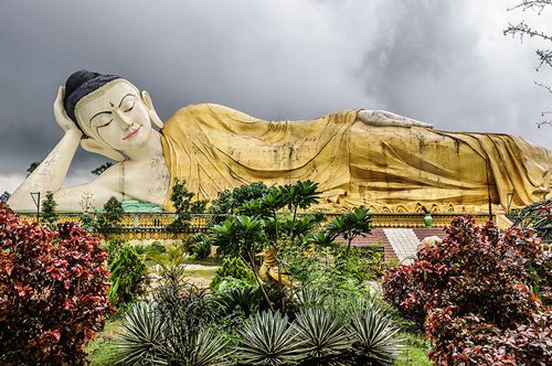 Shwethalyaung Reclining Buddha