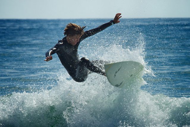 Wanna do some gyms on the water? Join this!