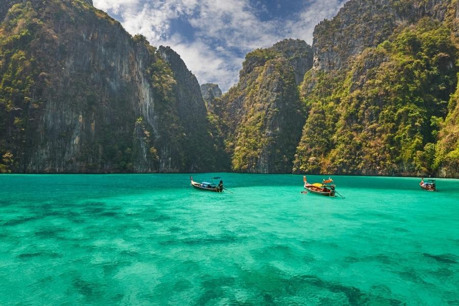 Turquoise waters of Phi Phi Islands on Thailand tours 2026