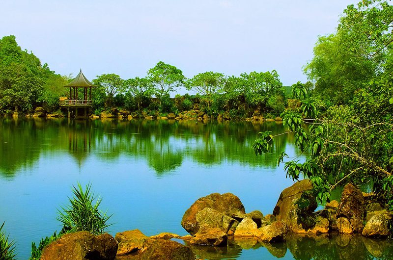 Are you looking for a true paradise? Come to Thien Son Suoi Nga!