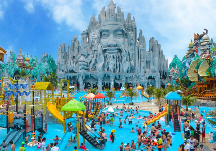 Splash into adventure at Suoi Tien theme park’s Tien Dong–Ngoc Nu water park.