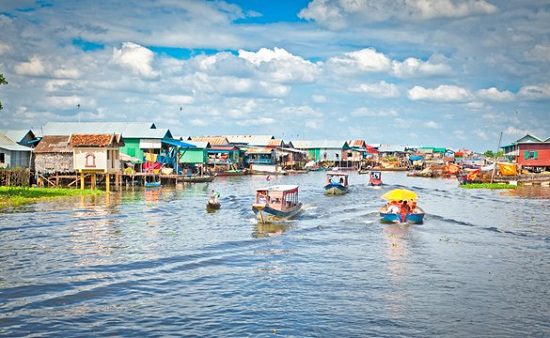 Tonle Sap floating village